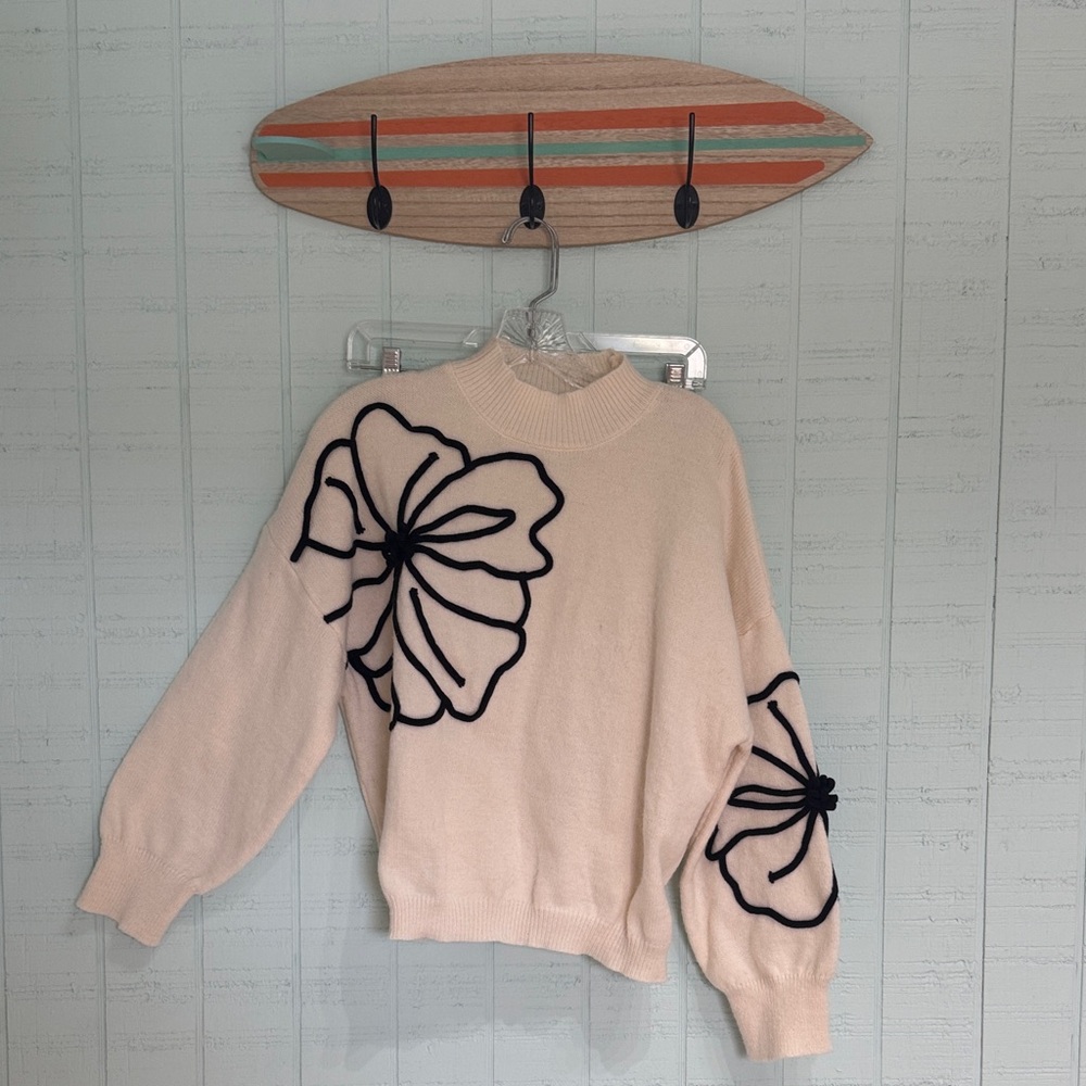 Cupshe Cream Floral Outline Sweater